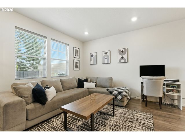 627 Ne 72ND St, Vancouver, WA 98665
