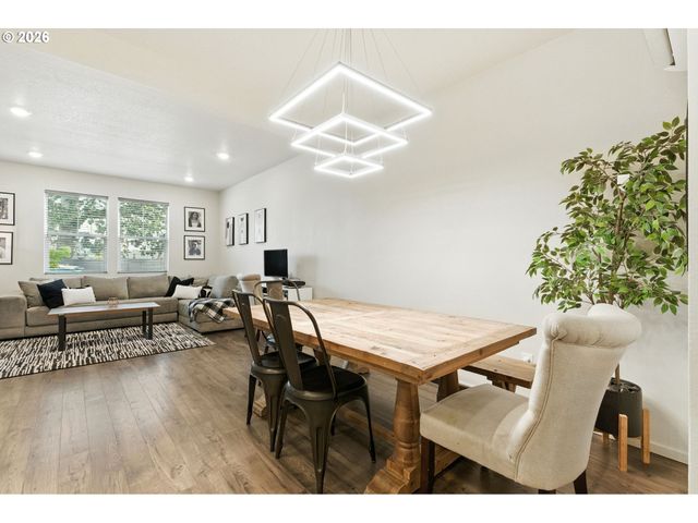 627 Ne 72ND St, Vancouver, WA 98665