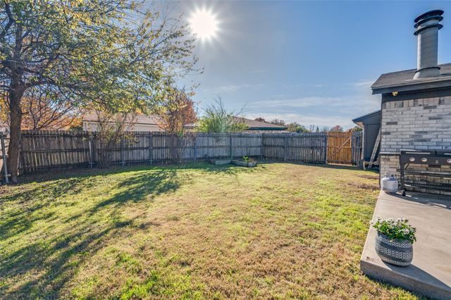 751 Tumbleweed Court, Fort Worth, TX 76108