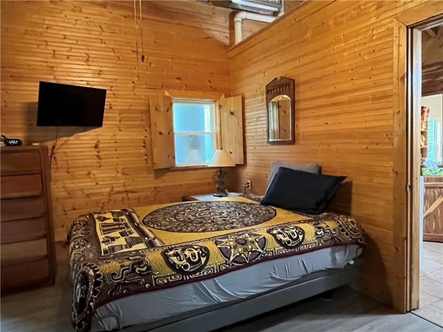 11804 Centerpoint Church Road, Prairie Grove, AR 72753