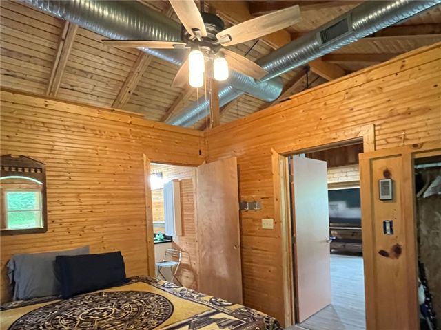 11804 Centerpoint Church Road, Prairie Grove, AR 72753
