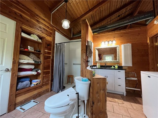 11804 Centerpoint Church Road, Prairie Grove, AR 72753