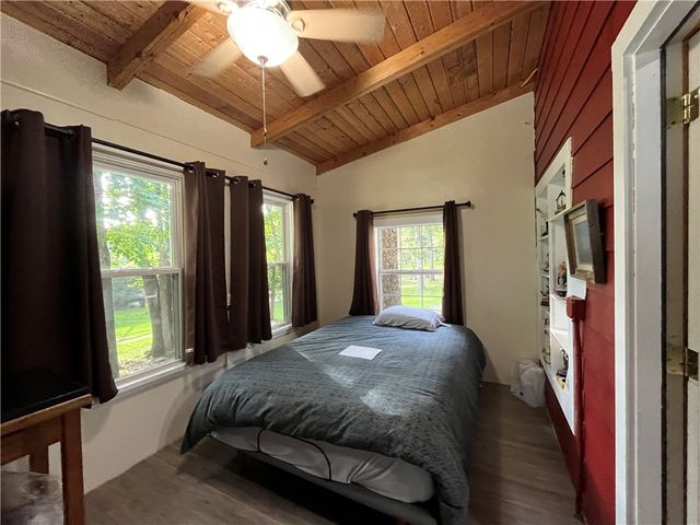 11804 Centerpoint Church Road, Prairie Grove, AR 72753