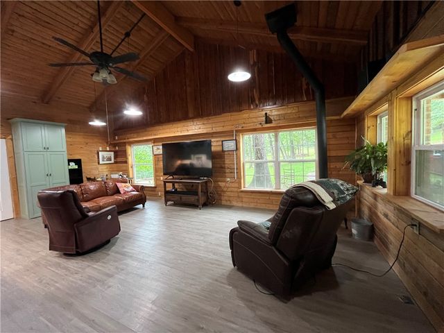 11804 Centerpoint Church Road, Prairie Grove, AR 72753