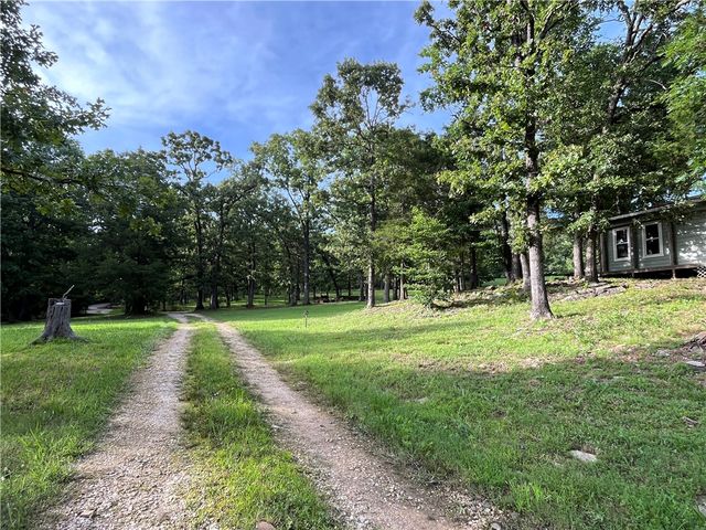 11804 Centerpoint Church Road, Prairie Grove, AR 72753