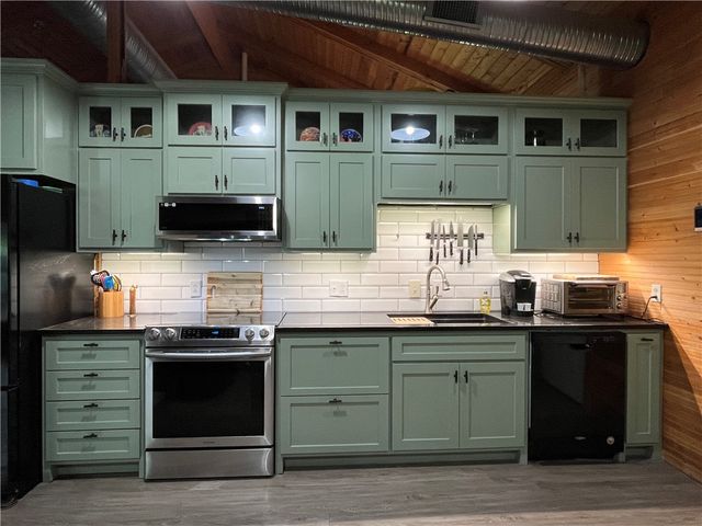 11804 Centerpoint Church Road, Prairie Grove, AR 72753