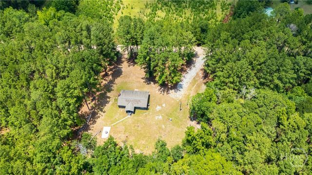 4112 Seed Tick Road, Ellabell, GA 31308