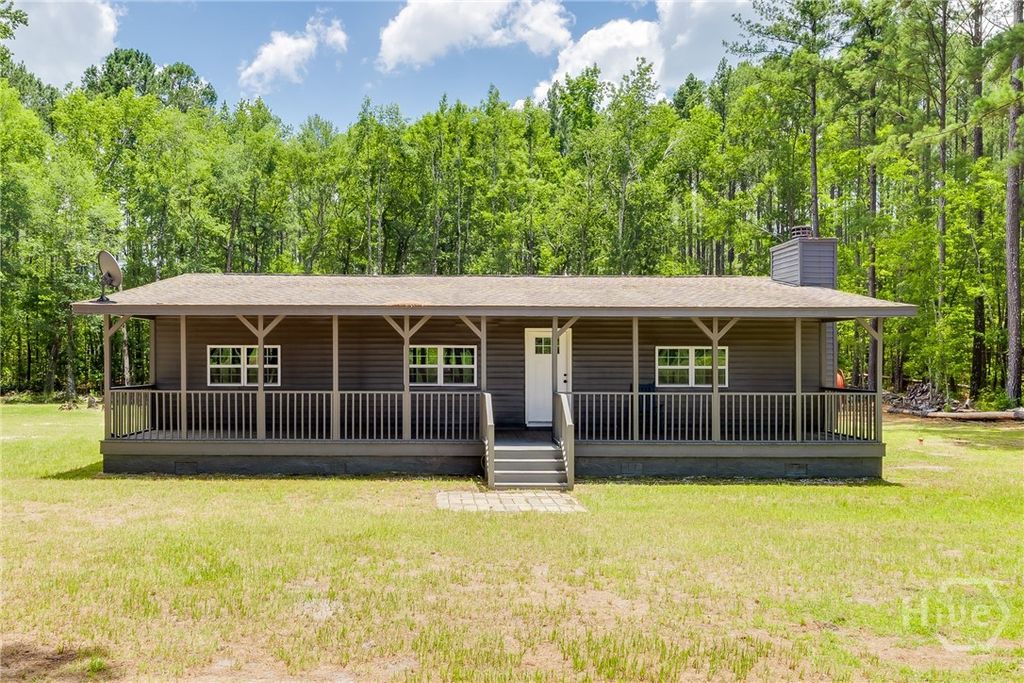 4112 Seed Tick Road, Ellabell, GA 31308