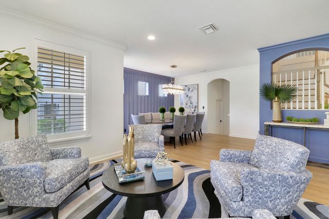 8088 Bautista Way, Palm Beach Gardens, FL 33418