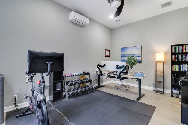 8088 Bautista Way, Palm Beach Gardens, FL 33418