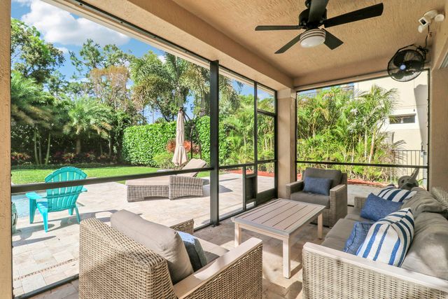 8088 Bautista Way, Palm Beach Gardens, FL 33418