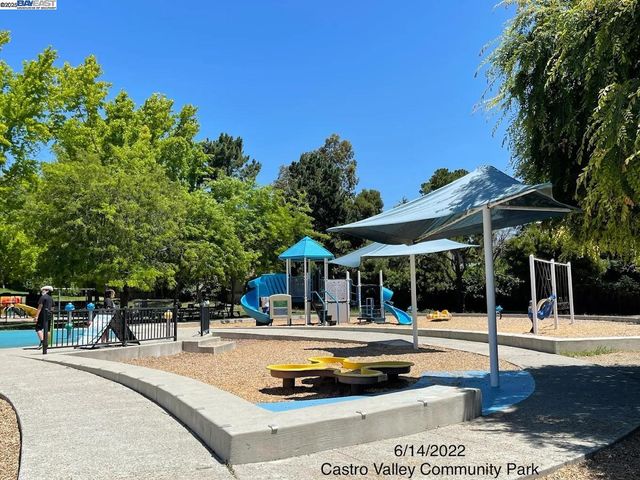 2940 Somerset Ave, Castro Valley, CA 94546