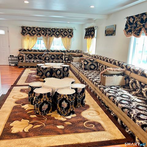 66 Treat Avenue, Stamford, CT 06906