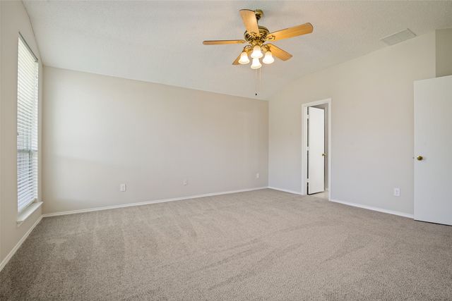 7017 Travelers Crossing, Rowlett, TX 75089