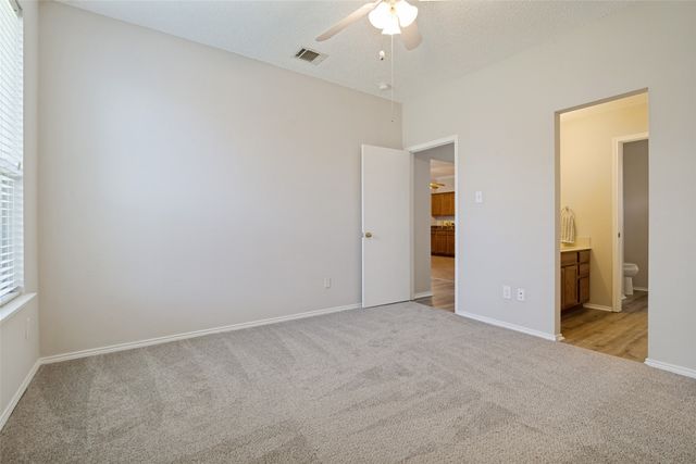7017 Travelers Crossing, Rowlett, TX 75089