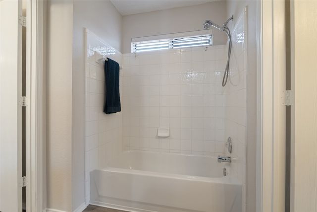 7017 Travelers Crossing, Rowlett, TX 75089