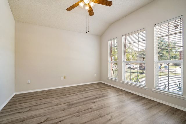 7017 Travelers Crossing, Rowlett, TX 75089