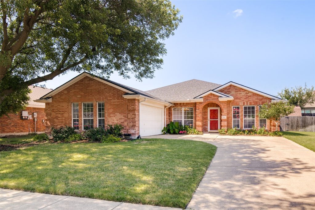 7017 Travelers Crossing, Rowlett, TX 75089