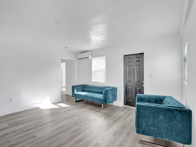 6143 SW 40th Street, Miramar, FL 33023
