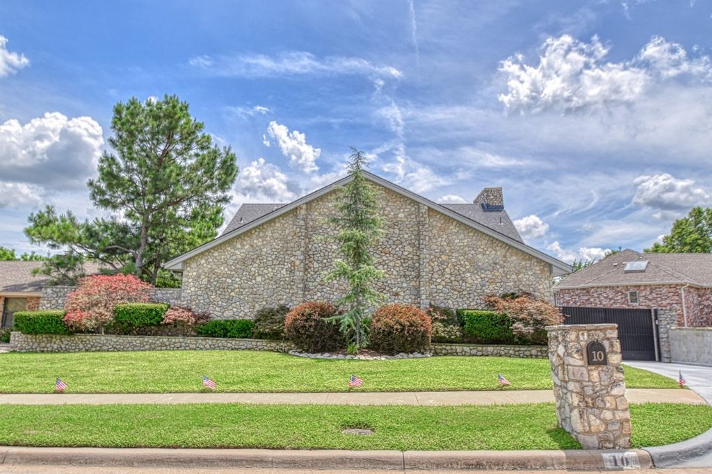 10 Rustic Hills Street, Norman, OK 73072
