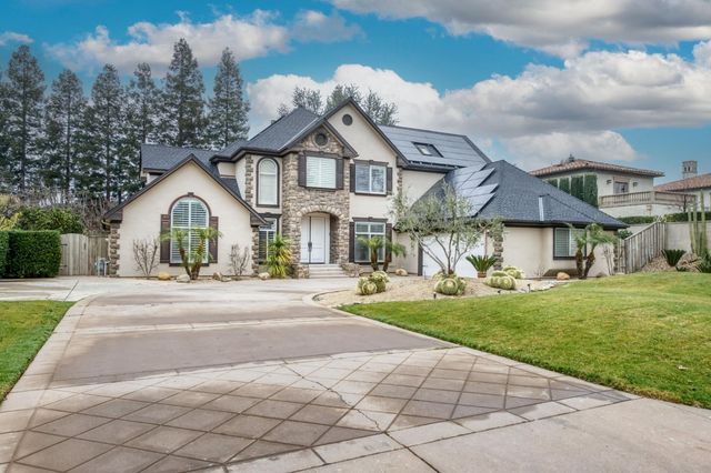 2450 W Beechwood Avenue, Fresno, CA 93711