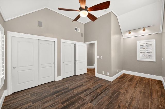 2450 W Beechwood Avenue, Fresno, CA 93711