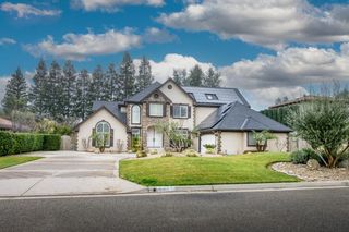 2450 W Beechwood Avenue, Fresno, CA 93711