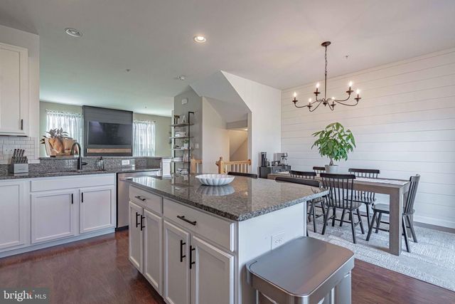82 GREEN VIEW DR, Pottstown, PA 19464