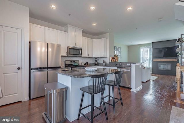 82 GREEN VIEW DR, Pottstown, PA 19464
