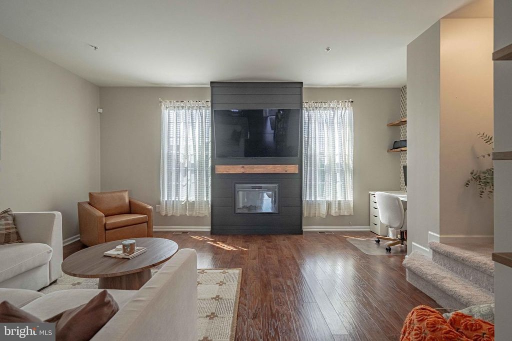 82 GREEN VIEW DR, POTTSTOWN, PA 19464 — photo 5