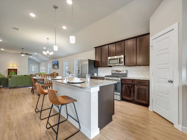 1185 Cavalry Junction Drive, Alvin, TX 77511