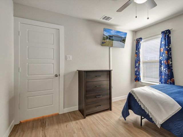 1185 Cavalry Junction Drive, Alvin, TX 77511