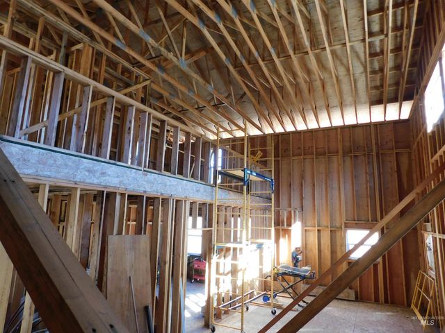 5050 E Baumgartner Rd, Featherville, ID 83647
