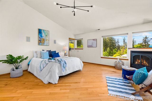 512 72nd Avenue NE, Olympia, WA 98506