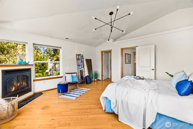 512 72nd Avenue NE, Olympia, WA 98506