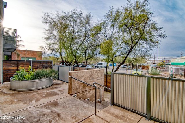 1001 E 17th St Apt 114, Tucson, AZ 85719