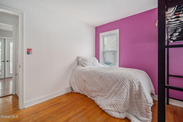 20 N Elmhurst Avenue, Colonie, NY 12205