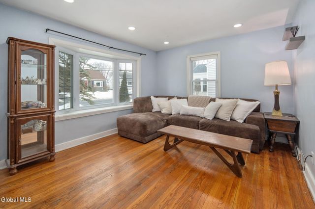 20 N Elmhurst Avenue, Colonie, NY 12205