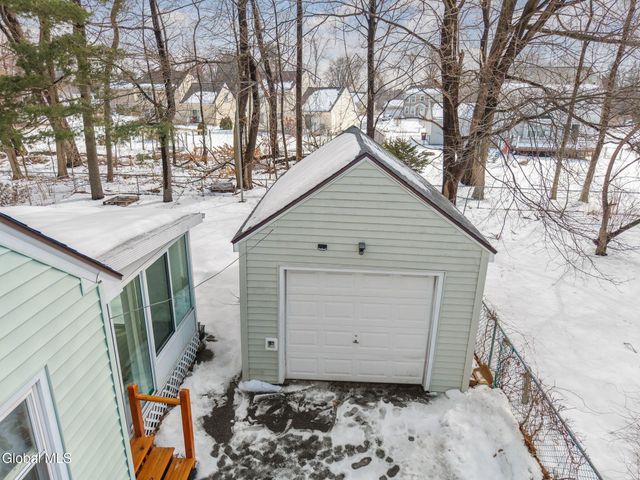 20 N Elmhurst Avenue, Colonie, NY 12205