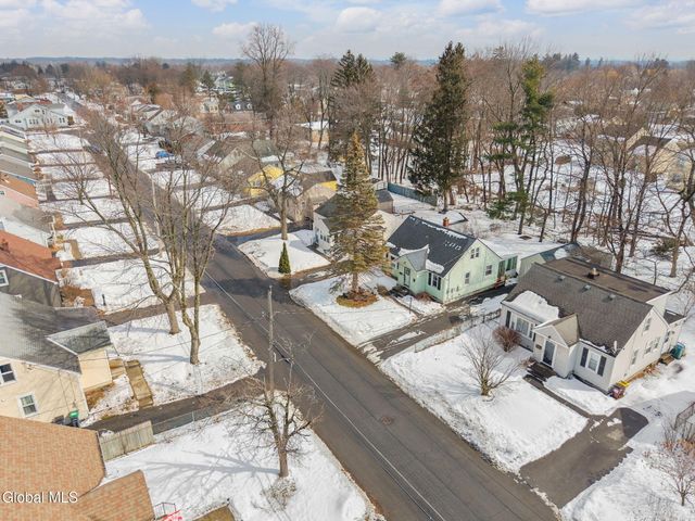 20 N Elmhurst Avenue, Colonie, NY 12205