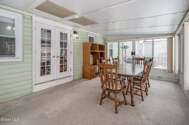 20 N Elmhurst Avenue, Colonie, NY 12205