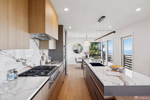 50 Cascade Walk, San Francisco, CA 94116