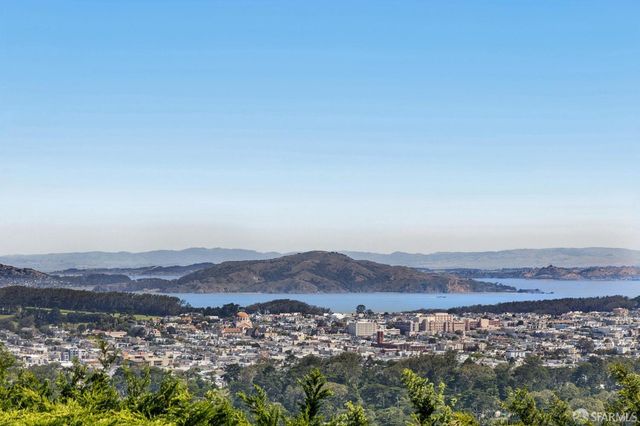 50 Cascade Walk, San Francisco, CA 94116