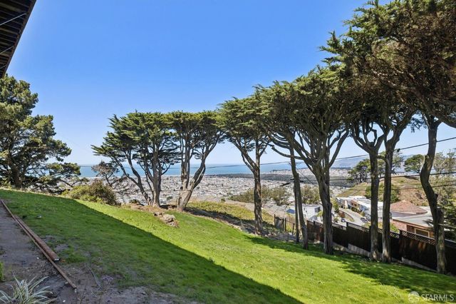 50 Cascade Walk, San Francisco, CA 94116