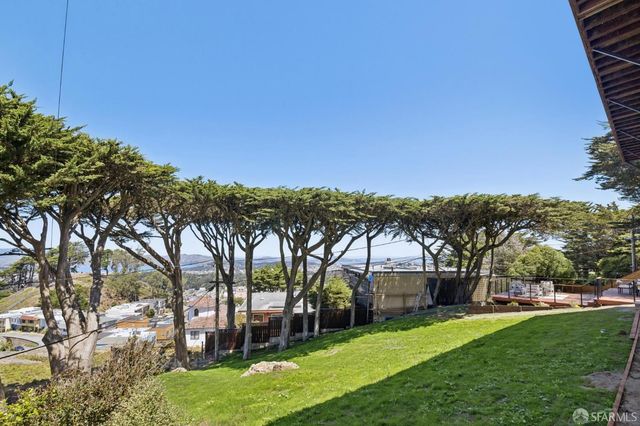 50 Cascade Walk, San Francisco, CA 94116