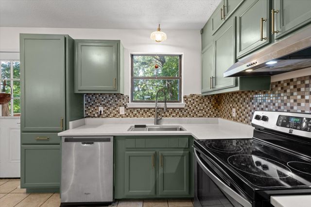 1609 Wendy Circle, Soddy Daisy, TN 37379