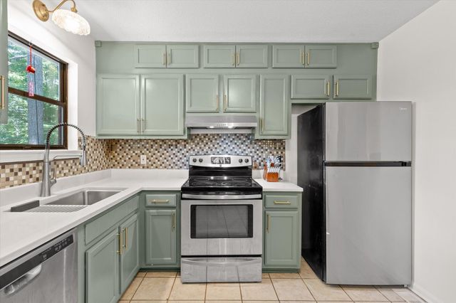 1609 Wendy Circle, Soddy Daisy, TN 37379