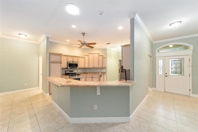 565 SOCIETY HILL CIRCLE, The Villages, FL 32162