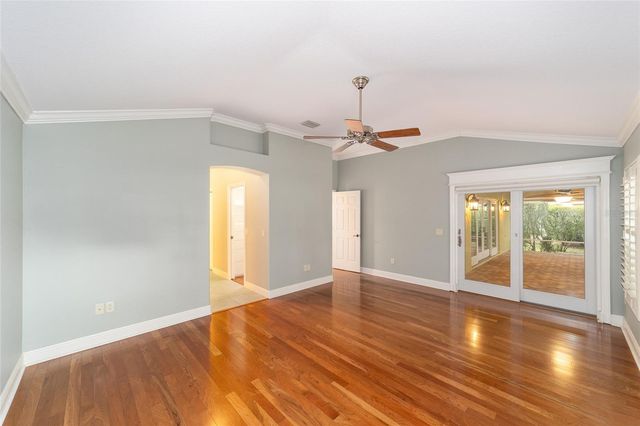 565 SOCIETY HILL CIRCLE, The Villages, FL 32162