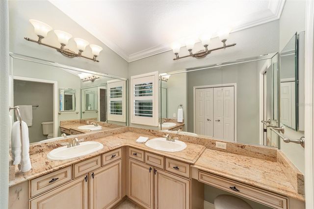 565 SOCIETY HILL CIRCLE, The Villages, FL 32162
